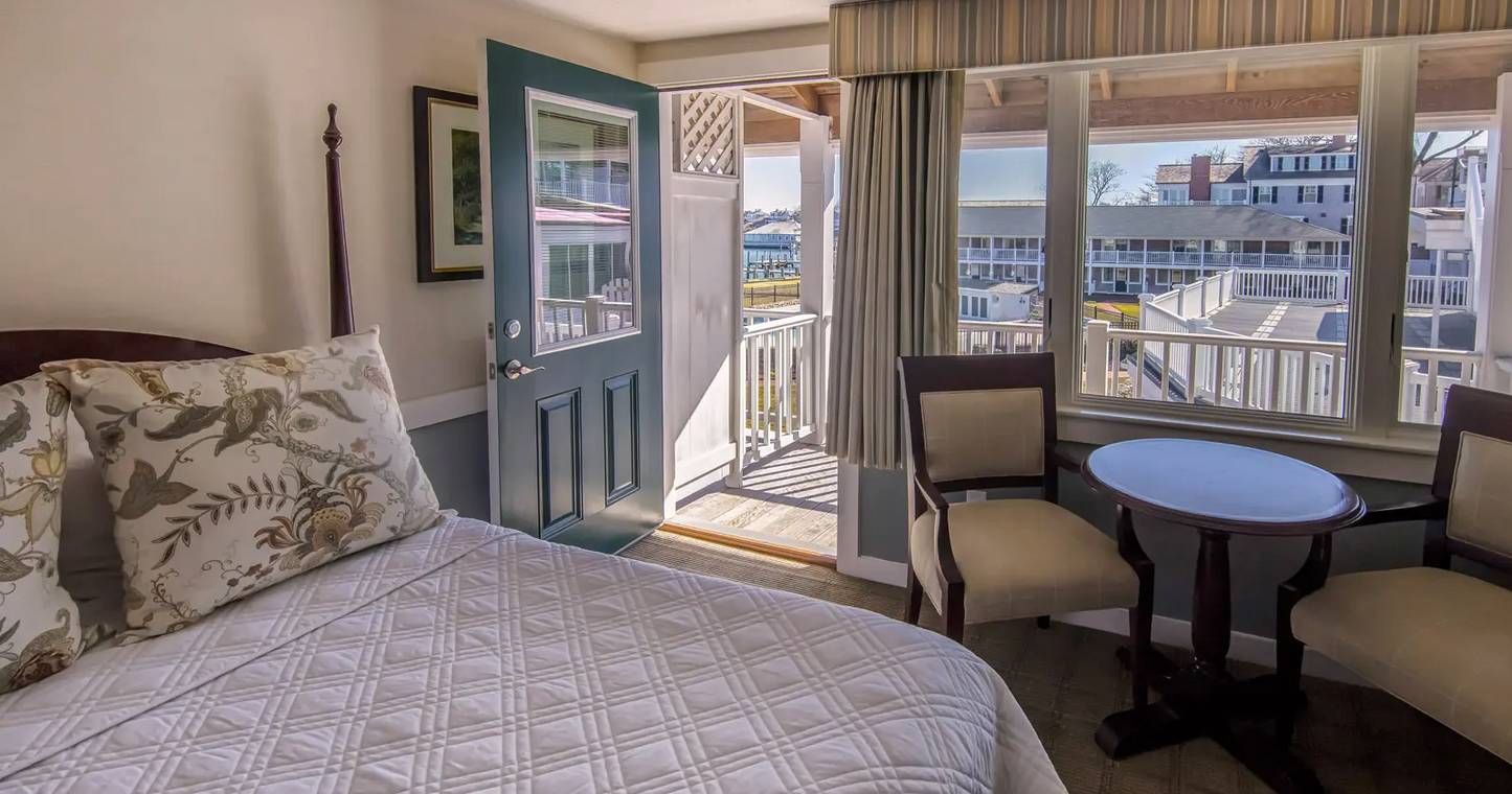 Harborside Inn Balcony Room Package