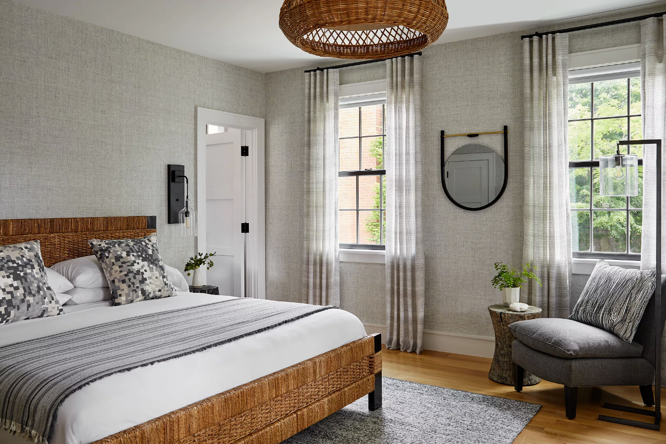 King Deluxe Room Check-in/Check-out Information