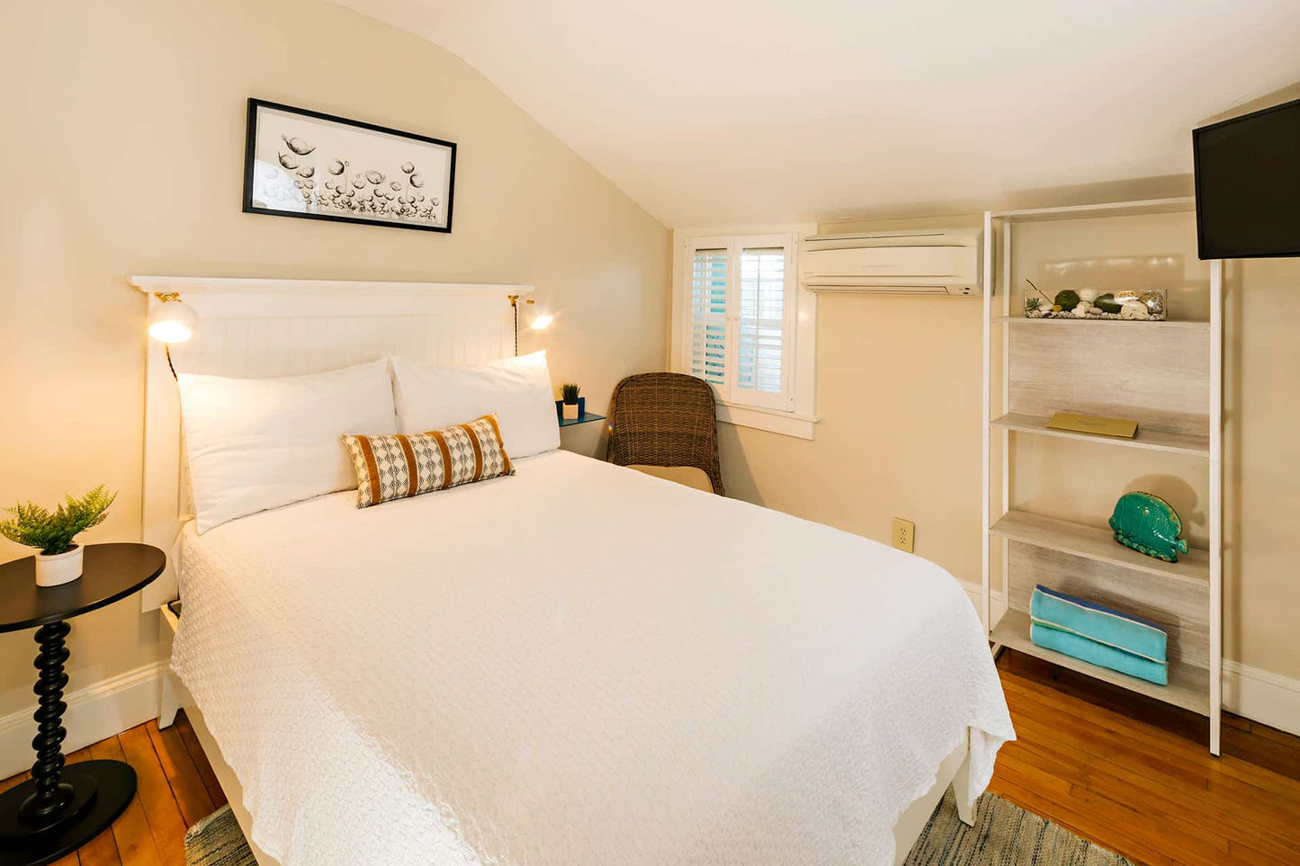 Room 4 Cozy Full Check-in/Check-out Information