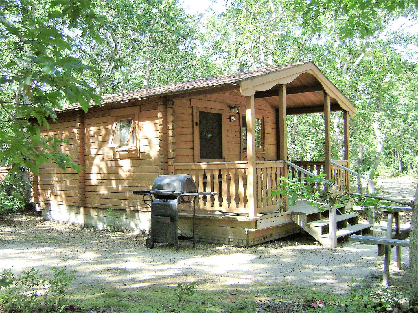 MV Campground One Room Cabin Package